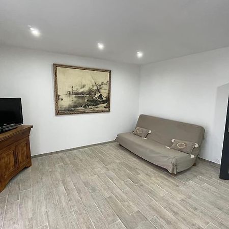 U Secondu Appart Neuf Spacieux Au Calme Aleria  Bagian luar foto